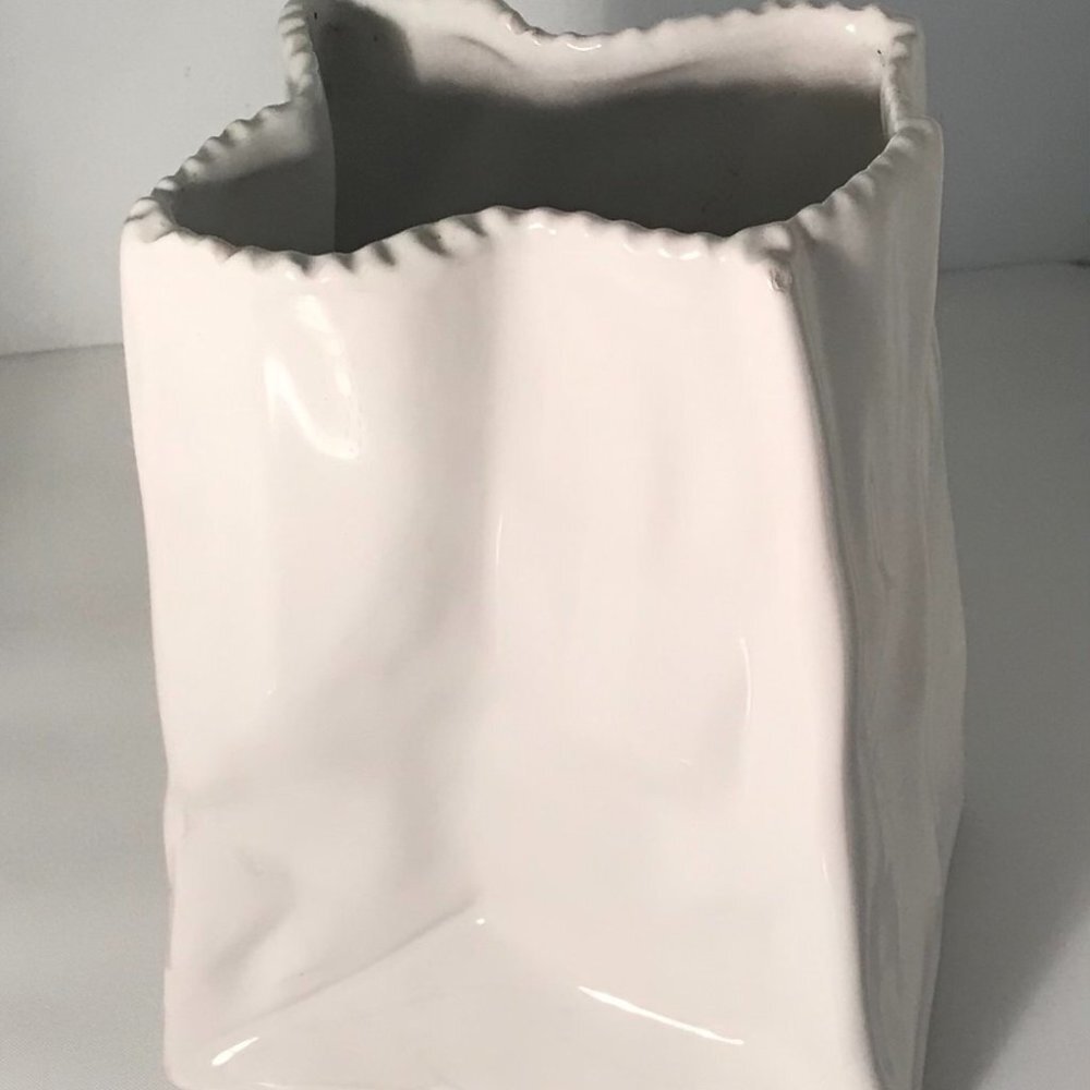 MANCER Wrinkled Paper Bag  Ceramic Vase Italian